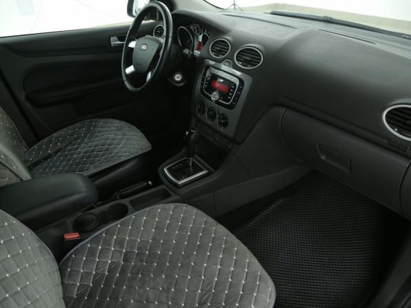 Ford Focus II с пробегом 2005 года, цена 427 000 рублей, 130900 км, хэтчбек, Автокод Объявления
