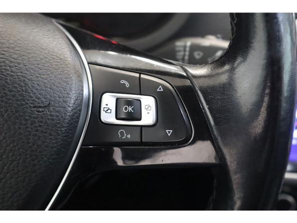 Volkswagen Polo V Рестайлинг с пробегом 2016 года, цена 1 049 000 рублей, 127158 км, седан, Автокод Объявления