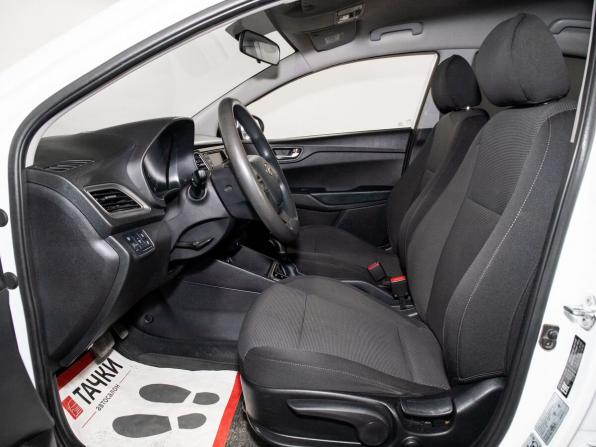 Hyundai Solaris II Рестайлинг с пробегом 2021 года, цена 1 280 000 рублей, 153017 км, седан, Автокод Объявления