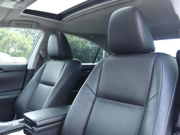 Lexus ES VI с пробегом 2015 года, цена 2 330 000 рублей, 183790 км, седан, Автокод Объявления
