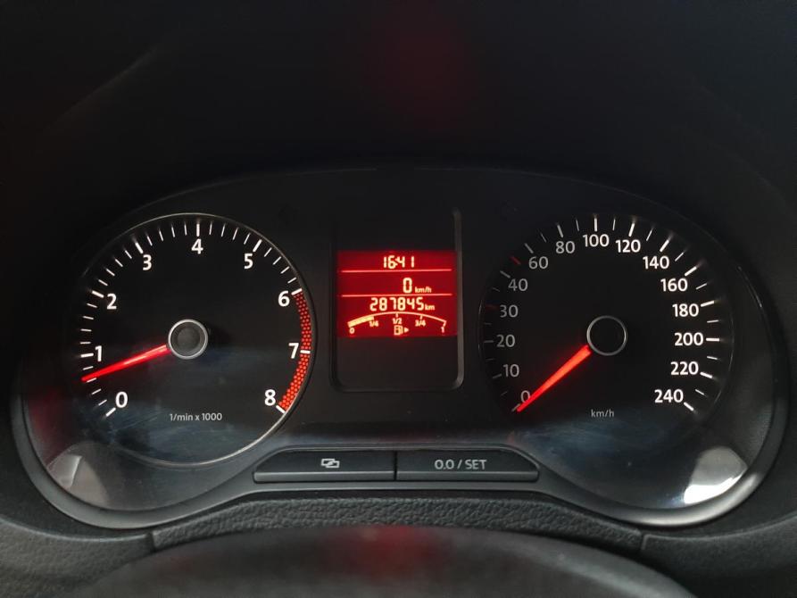 Volkswagen Polo V Москва  - изображение 8