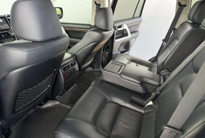 Toyota Land Cruiser 200 Series Рестайлинг 2 с пробегом 2015 года, цена 5 717 000 рублей, 140586 км, внедорожник, Автокод Объявления