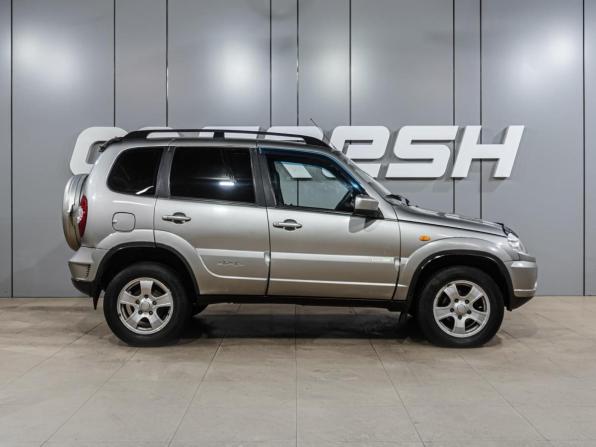 Chevrolet Niva I Рестайлинг с пробегом 2012 года, цена 549 000 рублей, 203915 км, внедорожник, Автокод Объявления