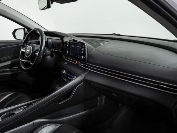 Hyundai Elantra VII (CN7) с пробегом 2021 года, цена 1 879 000 рублей, 104000 км, седан, Автокод Объявления