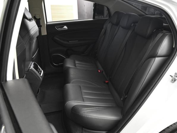 Omoda S5 с пробегом 2024 года, цена 1 568 000 рублей, 9668 км, седан, Автокод Объявления