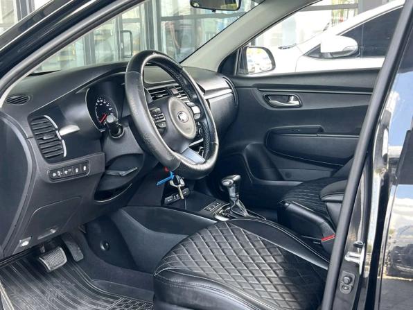 Kia Rio IV с пробегом 2018 года, цена 1 647 000 рублей, 86730 км, хэтчбек, Автокод Объявления