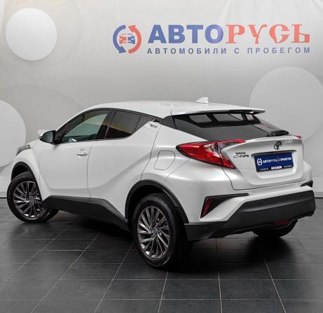 Toyota C-HR I с пробегом 2018 года, цена 2 088 000 рублей, 117597 км, внедорожник, Автокод Объявления
