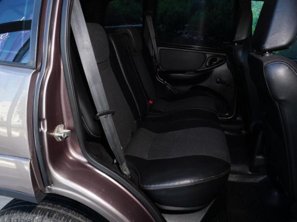 Chevrolet Niva I Рестайлинг с пробегом 2015 года, цена 572 000 рублей, 116398 км, внедорожник, Автокод Объявления
