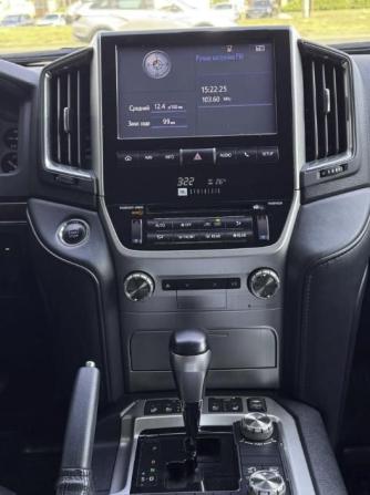 Toyota Land Cruiser 200 Series Рестайлинг 2 с пробегом 2018 года, цена 5 355 000 рублей, 288134 км, внедорожник, Автокод Объявления