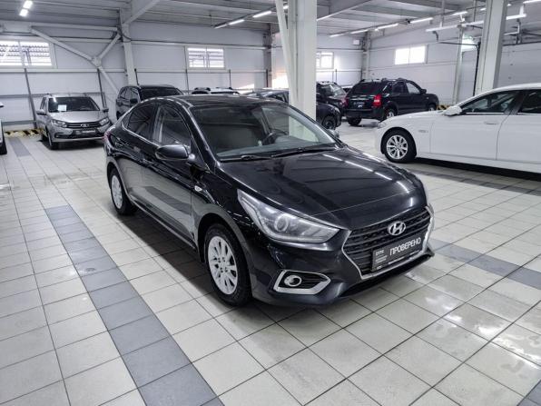 Hyundai Solaris II с пробегом 2019 года, цена 1 080 000 рублей, 190162 км, седан, Автокод Объявления