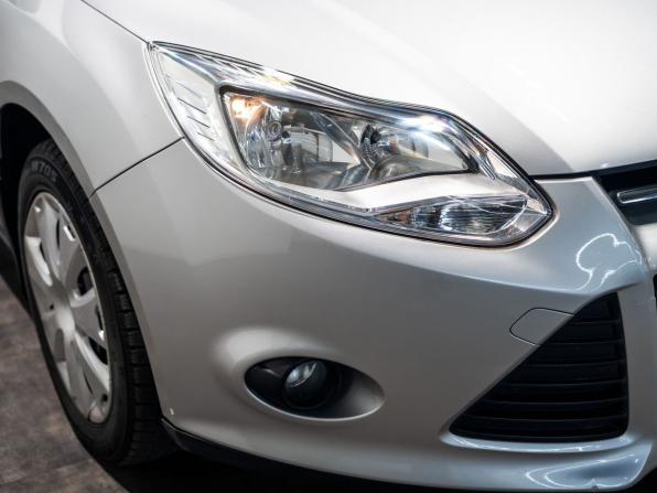 Ford Focus III с пробегом 2012 года, цена 880 000 рублей, 137098 км, седан, Автокод Объявления