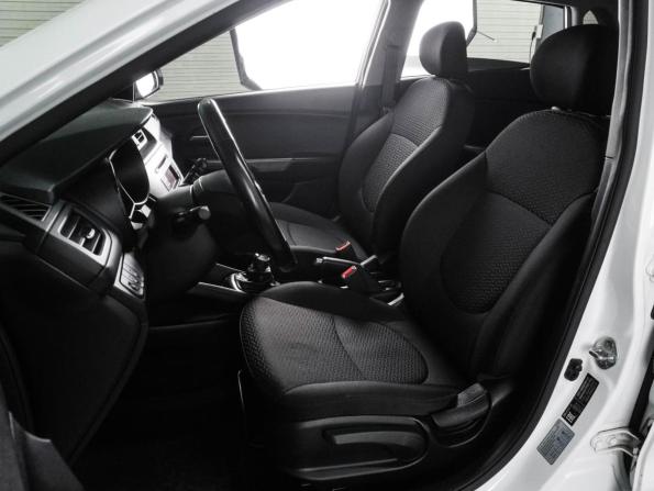 Kia Rio III Рестайлинг с пробегом 2017 года, цена 1 059 000 рублей, 147205 км, хэтчбек, Автокод Объявления