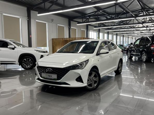 Hyundai Solaris II Рестайлинг с пробегом 2020 года, цена 1 595 000 рублей, 86464 км, седан, Автокод Объявления