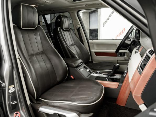Land Rover Range Rover III Рестайлинг 2 с пробегом 2009 года, цена 1 900 000 рублей, 271062 км, внедорожник, Автокод Объявления