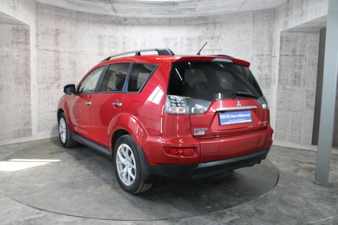 Mitsubishi Outlander II Рестайлинг с пробегом 2012 года, цена 1 295 000 рублей, 168308 км, внедорожник, Автокод Объявления