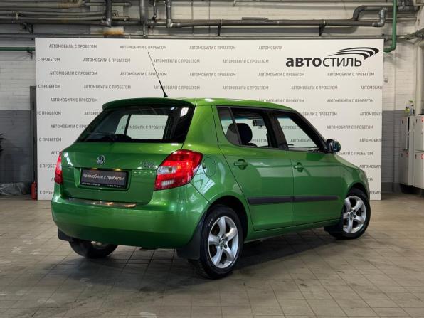 Skoda Fabia II Рестайлинг с пробегом 2010 года, цена 699 000 рублей, 136000 км, хэтчбек, Автокод Объявления