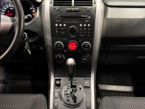 Suzuki Grand Vitara II Рестайлинг с пробегом 2010 года, цена 1 260 000 рублей, 147000 км, внедорожник, Автокод Объявления