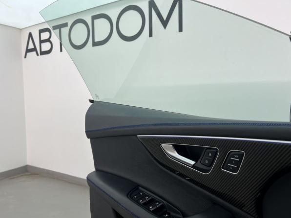 Audi RS Q8 I с пробегом 2021 года, цена 14 990 000 рублей, 56443 км, внедорожник, Автокод Объявления