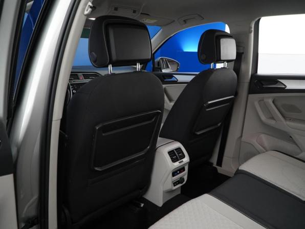 Volkswagen Tiguan II с пробегом 2018 года, цена 2 149 046 рублей, 207992 км, внедорожник, Автокод Объявления