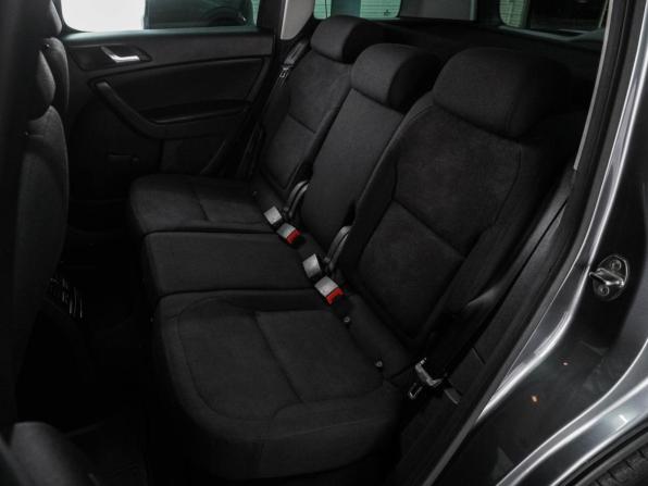 Skoda Yeti I Рестайлинг с пробегом 2014 года, цена 949 000 рублей, 152202 км, внедорожник, Автокод Объявления