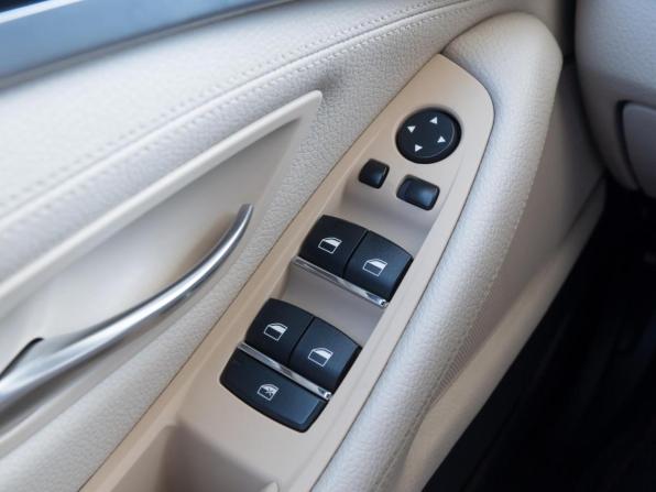 BMW 5 серии VI (F10/F11/F07) Рестайлинг с пробегом 2016 года, цена 2 299 000 рублей, 185940 км, седан, Автокод Объявления