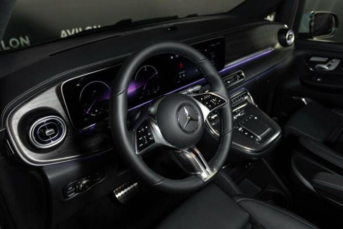 Новый Mercedes-Benz V-Класс III (W447) Рестайлинг 2 2026 года, цена 14 723 000 рублей, минивэн, Автокод Объявления
