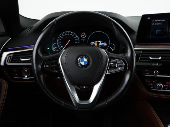 BMW 5 серии VII (G30/G31/G38) с пробегом 2019 года, цена 4 386 444 рубля, 54863 км, седан, Автокод Объявления