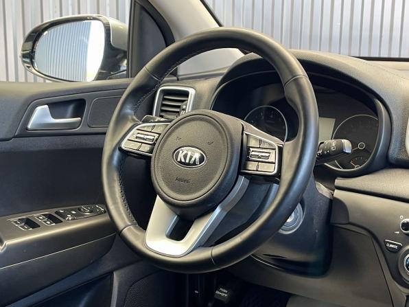 Kia Sportage IV Рестайлинг с пробегом 2019 года, цена 2 047 000 рублей, 129477 км, внедорожник, Автокод Объявления