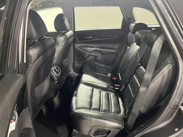 Kia Sorento III Prime Рестайлинг с пробегом 2019 года, цена 2 689 000 рублей, 102000 км, внедорожник, Автокод Объявления