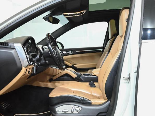 Porsche Cayenne II (958) с пробегом 2014 года, цена 2 700 000 рублей, 276133 км, внедорожник, Автокод Объявления