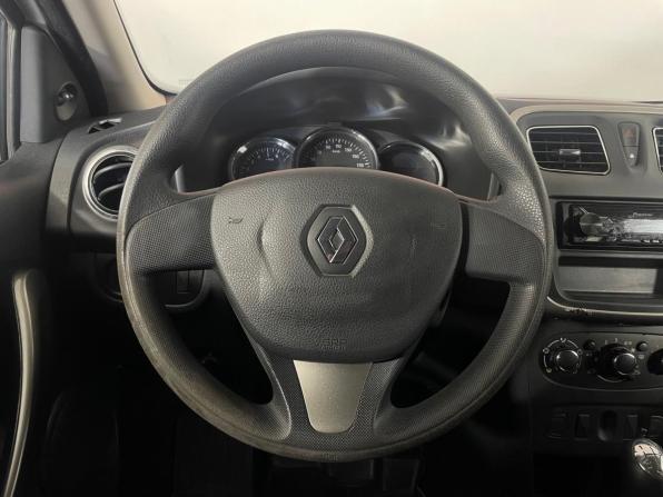 Renault Logan II с пробегом 2018 года, цена 829 000 рублей, 115737 км, седан, Автокод Объявления