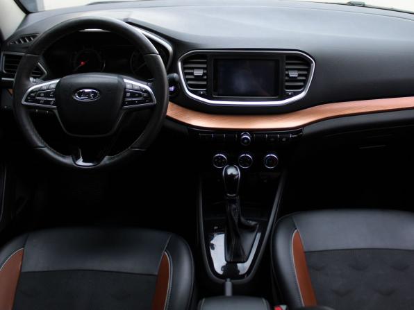 Lada (ВАЗ) Vesta I Рестайлинг (NG) с пробегом 2024 года, цена 1 379 000 рублей, 56796 км, универсал, Автокод Объявления