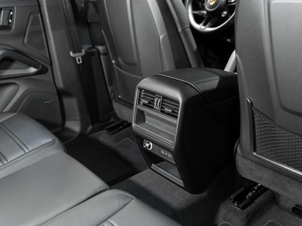 Новый Porsche Cayenne III Рестайлинг 2026 года, цена 18 890 000 рублей, внедорожник, Автокод Объявления