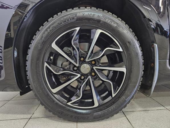Toyota Camry VII (XV50) Рестайлинг с пробегом 2017 года, цена 2 189 000 рублей, 121256 км, седан, Автокод Объявления