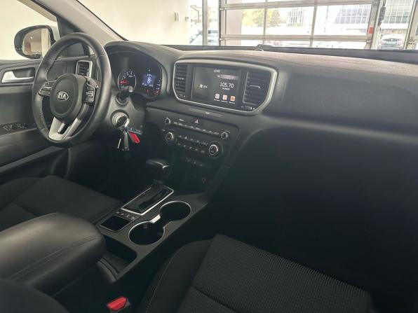 Kia Sportage IV Рестайлинг с пробегом 2020 года, цена 2 499 000 рублей, 91210 км, внедорожник, Автокод Объявления