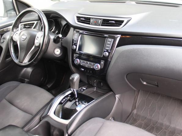Nissan Qashqai II с пробегом 2018 года, цена 2 019 000 рублей, 92617 км, внедорожник, Автокод Объявления