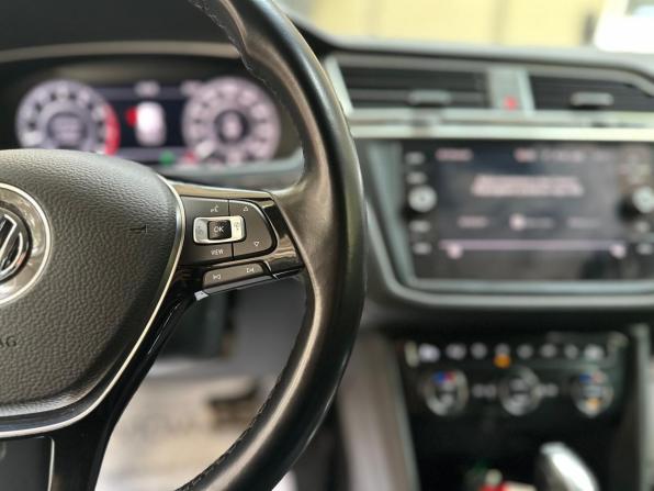 Volkswagen Tiguan II с пробегом 2018 года, цена 2 690 000 рублей, 129949 км, внедорожник, Автокод Объявления