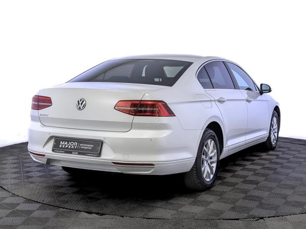 Volkswagen Passat B8 с пробегом 2018 года, цена 1 595 000 рублей, 248900 км, седан, Автокод Объявления
