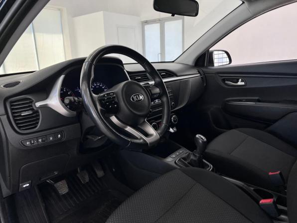 Kia Rio IV Рестайлинг с пробегом 2021 года, цена 1 600 000 рублей, 54726 км, хэтчбек, Автокод Объявления