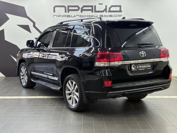 Toyota Land Cruiser 200 Series Рестайлинг 2 с пробегом 2016 года, цена 5 729 900 рублей, 78000 км, внедорожник, Автокод Объявления