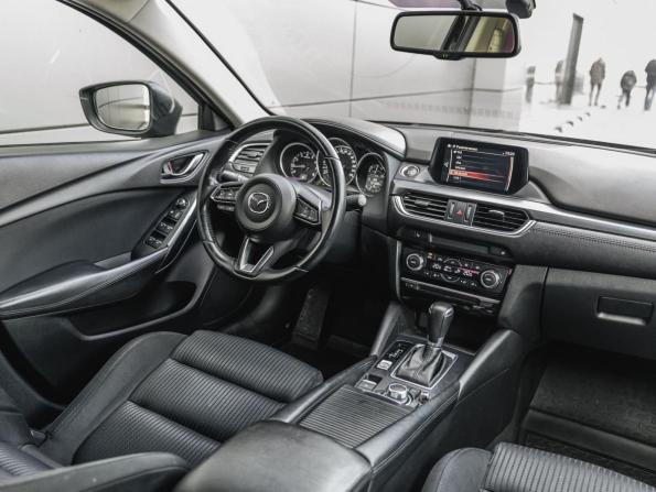 Mazda 6 III (GJ) Рестайлинг с пробегом 2016 года, цена 1 849 000 рублей, 191666 км, седан, Автокод Объявления