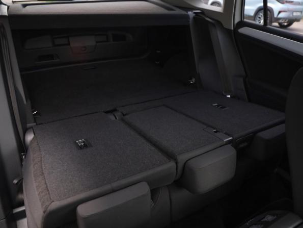 Volkswagen Tiguan II Рестайлинг с пробегом 2021 года, цена 2 614 000 рублей, 33911 км, внедорожник, Автокод Объявления