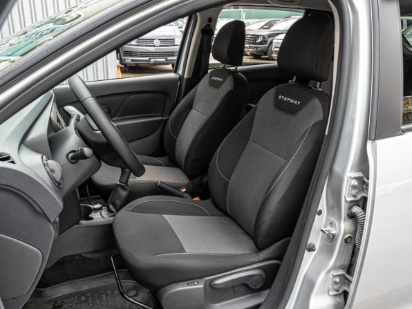 Renault Sandero II Рестайлинг с пробегом 2020 года, цена 1 270 000 рублей, 56896 км, хэтчбек, Автокод Объявления