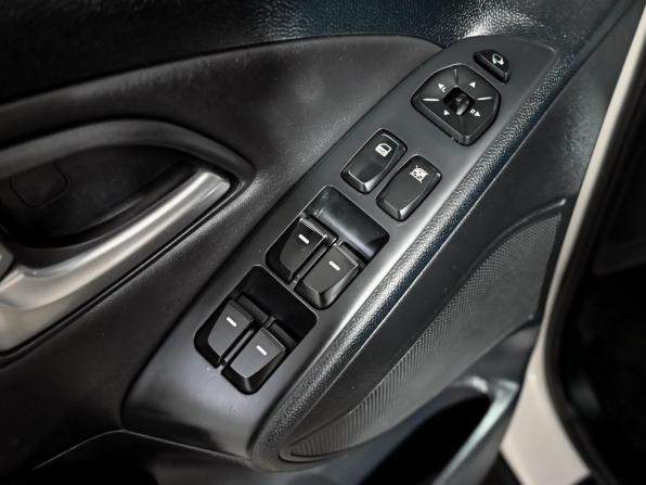 Hyundai ix35 I с пробегом 2013 года, цена 1 150 000 рублей, 280606 км, внедорожник, Автокод Объявления