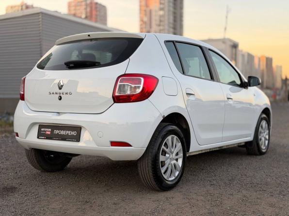 Renault Sandero II Рестайлинг с пробегом 2020 года, цена 1 000 000 рублей, 109005 км, хэтчбек, Автокод Объявления