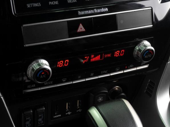 Mitsubishi Montero Sport III Рестайлинг с пробегом 2022 года, цена 4 249 000 рублей, 53972 км, внедорожник, Автокод Объявления