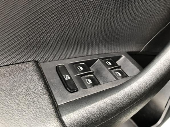 Skoda Rapid I с пробегом 2015 года, цена 999 000 рублей, 159081 км, седан, Автокод Объявления