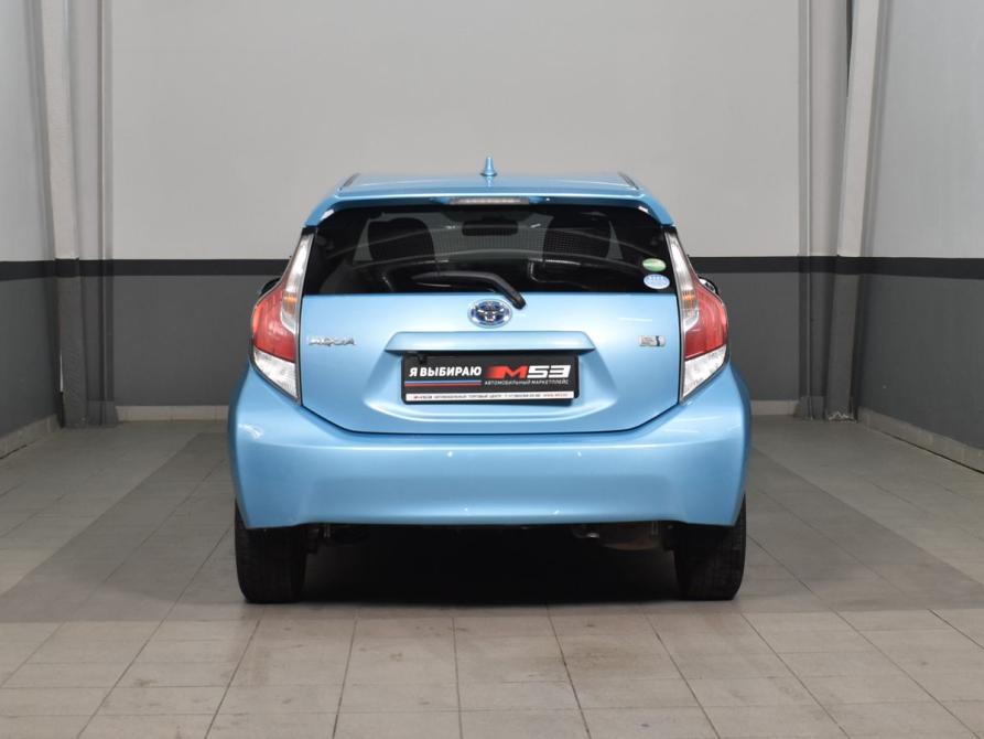 Toyota Aqua I Рестайлинг Кемерово  - изображение 3