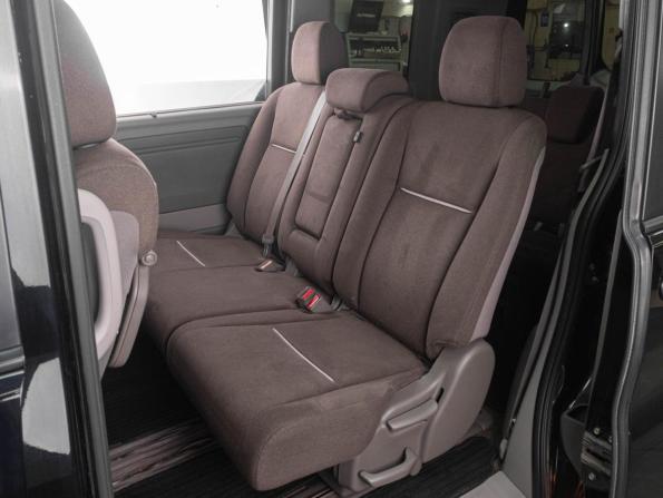 Honda Stepwgn V с пробегом 2015 года, цена 1 549 000 рублей, 153938 км, минивэн, Автокод Объявления