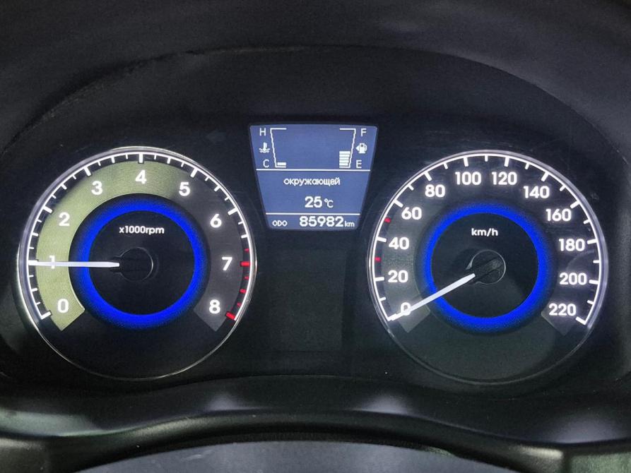 Hyundai Solaris I Воронеж  - изображение 9